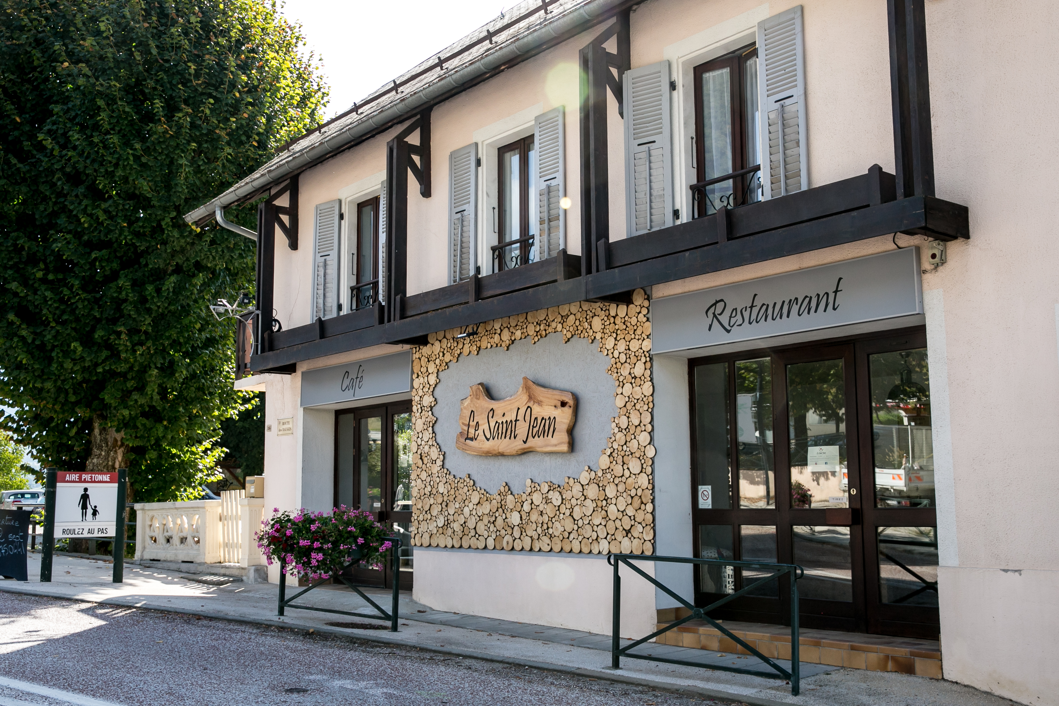 LE SAINT JEAN à SAINT JEAN D'ARVEY membre Restaurant de ...